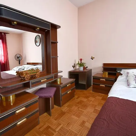 Marija, Close To City Center Of Porec, Close To Beach Pical